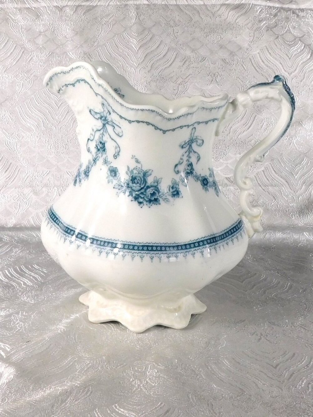Johnson Brothers Flow Blue 40 Ounce Pitcher in Glenwood # 27675